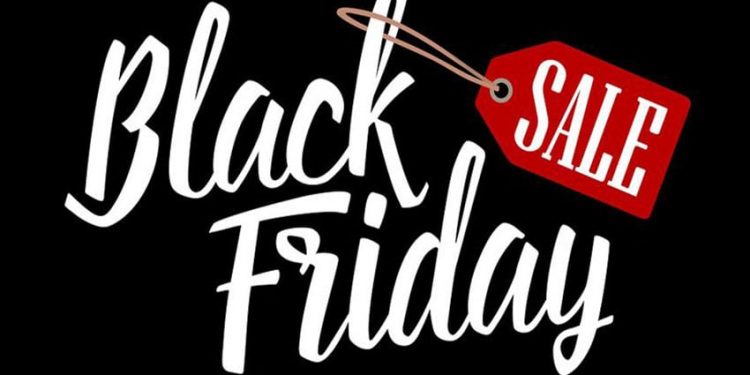 Cum poți afla cel mai bun preț de Black Friday. Unii au furat startul, goana după reduceri a început!
