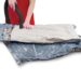 Saci de vidat haine – solutia perfecta pentru depozitarea hainelor